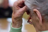 Ανακάλυψη: Το σύμπτωμα του Αλτσχάιμερ που εμφανίζεται μια 10ετία πριν την απώλεια μνήμης