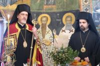 Τρισαρχιερατική Θεία Λειτουργία στην Ι. Μονή Ξενοφώντος