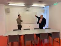  Ο Μικέλης Χατζηγάκης στην Βιβλιοθήκη Καλαμπάκας  