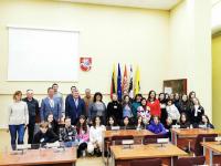 Το Γυμνάσιο Βαλτινού στο Radviliskis της Λιθουανίας