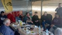 Επίσκεψη αντιπροσωπείας της ΕΠ Θεσσαλίας στο μπλόκο των αγροτών