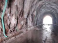 Θα νομίσει κανείς ότι είναι ο δρόμος «καθόδου για τον Αδη»...