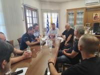 Σύσκεψη στο Δημαρχείο Μετεώρων για το ζήτημα των πλανόδιων πωλητών – Από κοινού συμφωνία και άμεση έναρξη υλοποίησης