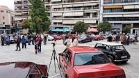     Η Λέσχη «Φίλοι Ιστορικών Οχημάτων»  «έκλεψε» καρδιές την Κυριακή 28 Σεπτεμβρίου 2025   Μια ευχάριστη έκπληξη επεφύλαξε για τους  Βολιώτες η Λέσχη « Φίλοι Κλασσικών Οχημάτων» Βόλου, αφού βρέθηκαν μπροστά σε δεκάδες κλασικά οχήματα , στην καρδιά της πόλης του Βόλου , στην πλατεία του Αγίου Νικολάου, την Κυριακή 28 Σεπτεμβρίου 2025 και ώρες  10.30-12.00, συμμετέχοντας σε μια πρωτότυπη εκδήλωση-παγκόσμιο θεσμό, με τίτλο «Distinguished Gentleman's Drive» και με το σκοπό  της εκδήλωσης να είναι ιε