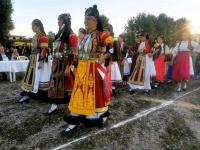 Καραγκούνικη παράδοση σε μεγάλο καμπίσιο πανηγύρι στα Τρίκαλα