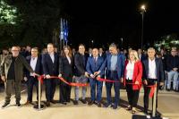 Πραγματοποιήθηκαν τα εγκαίνια της  ανακατασκευασμένης κεντρικής πλατείας